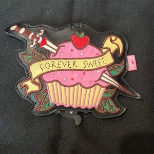 NWT- FLUFF LUGGAGE TAG - TATTOO CUPCAKE WITH DAGGER AND “forever sweet”